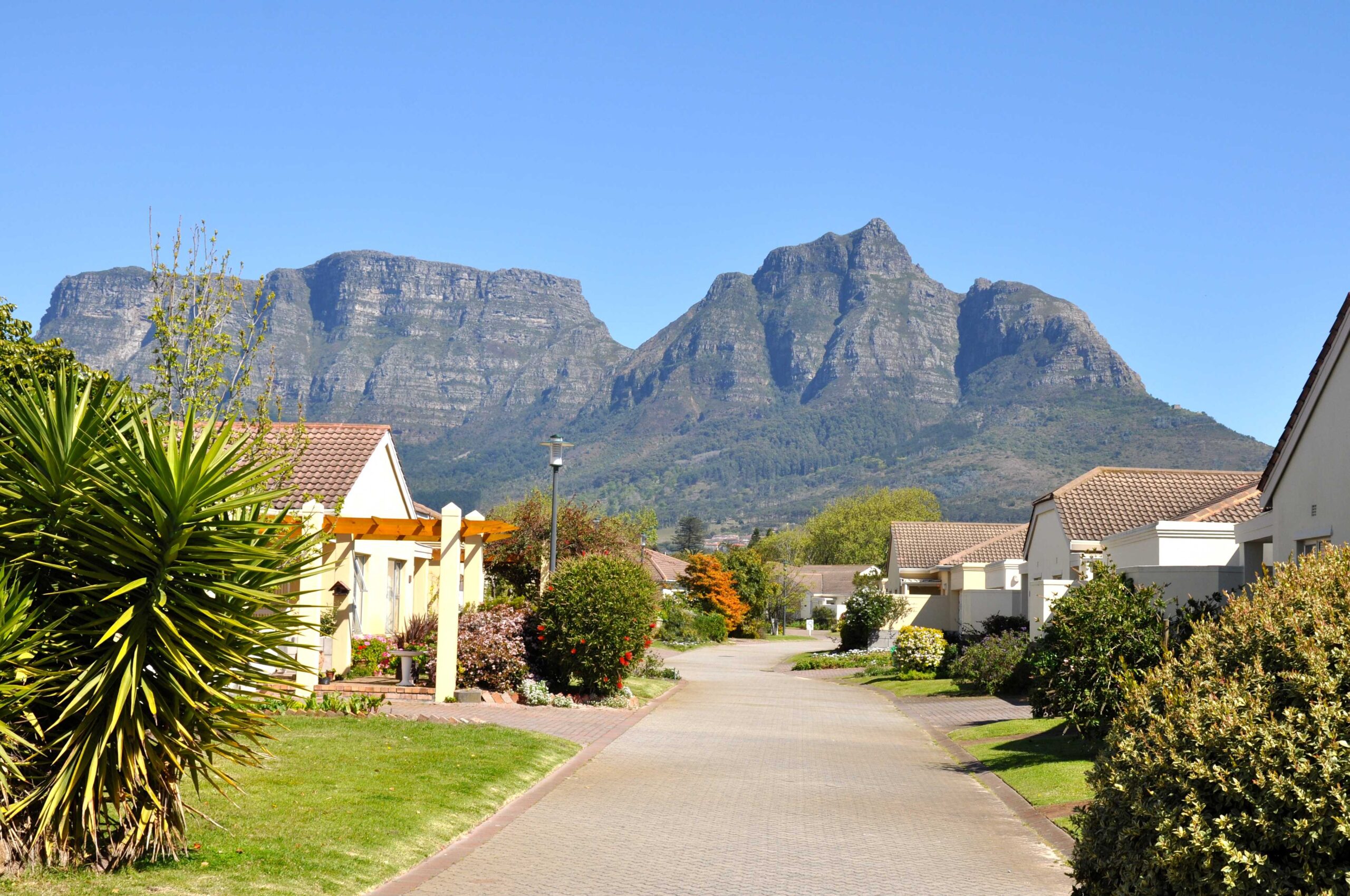 23530 Woodside Village